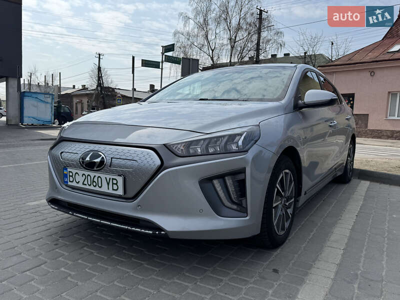 Hyundai Ioniq (2020)