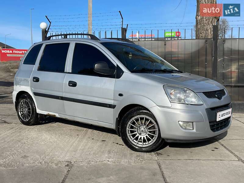 Hyundai Matrix (2010)