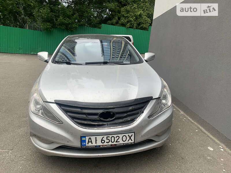Hyundai Sonata lf (2011)