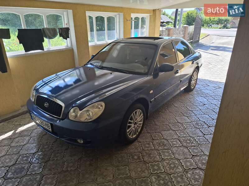 Hyundai Sonata (2004)