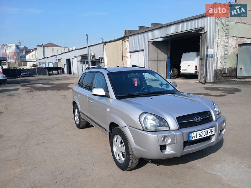 Hyundai Tucson (2005)