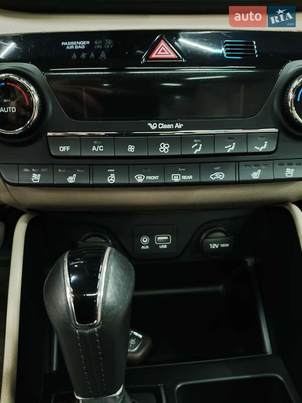 Hyundai Tucson (2016)
