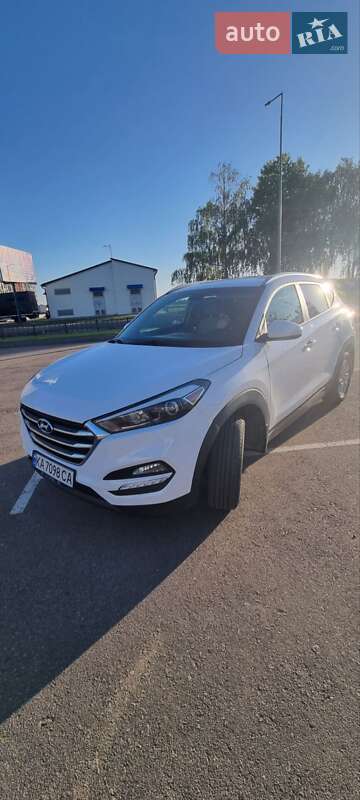 Hyundai Tucson (2015)