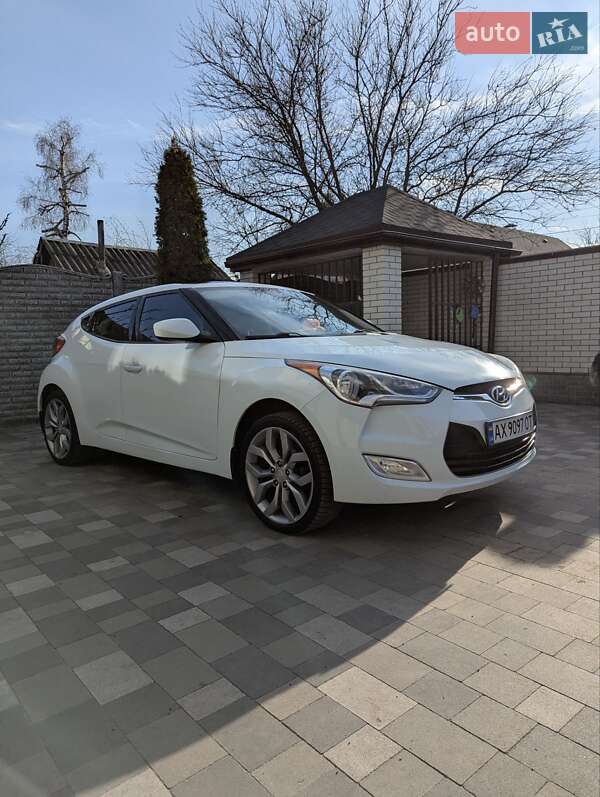 Hyundai Veloster (2013)