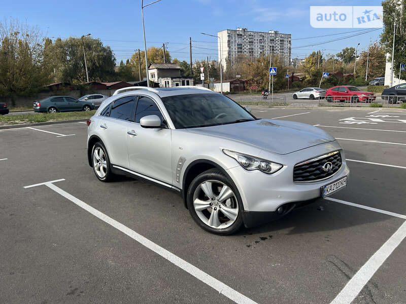Infiniti Fx35 (2008)