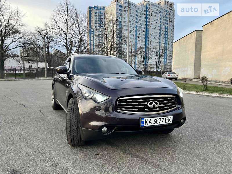 Infiniti Fx37 (2011)