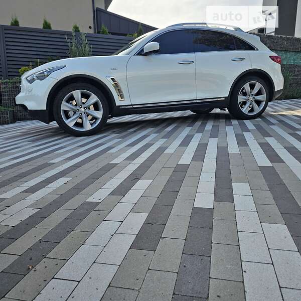 Infiniti Fx 37 (2011)