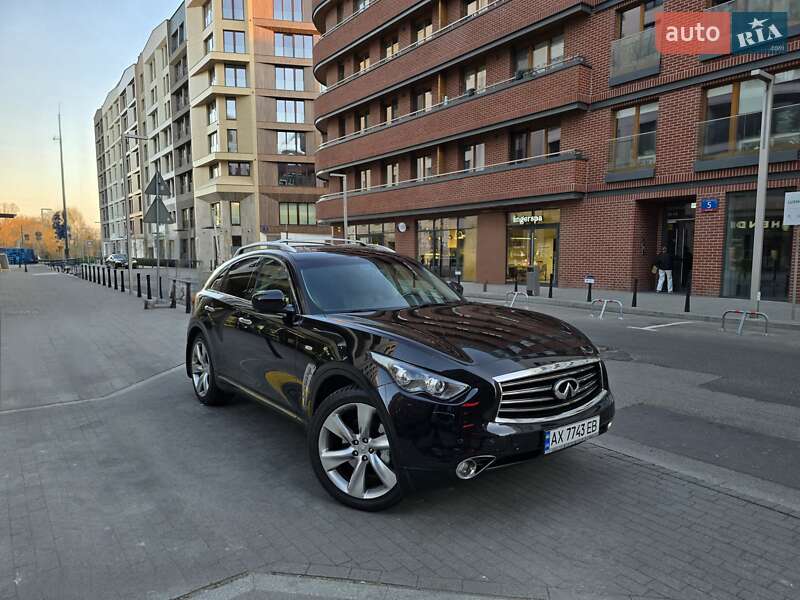 Infiniti Fx 37 (2012)