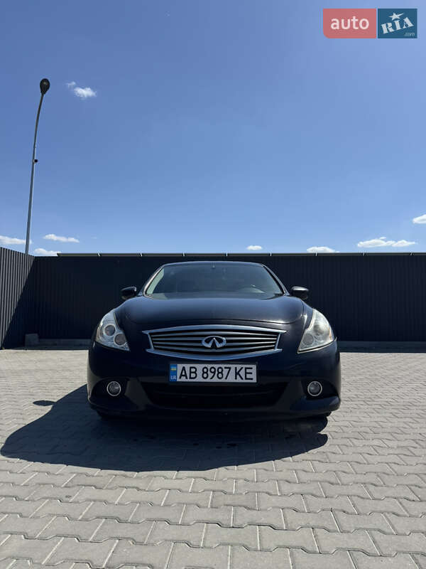Infiniti G25 (2011)