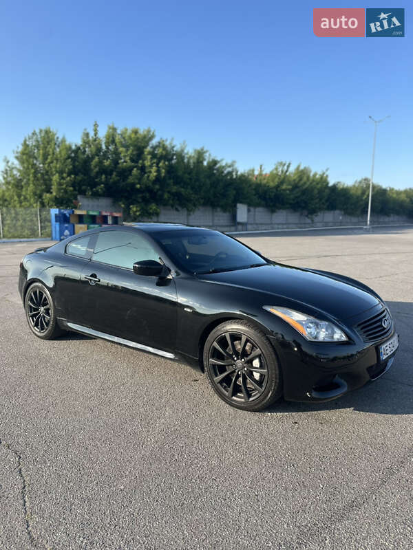 Infiniti G37 (2008)
