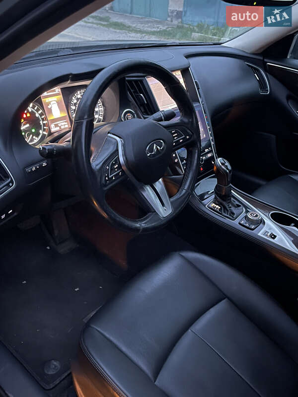 Infiniti Q50 (2017)