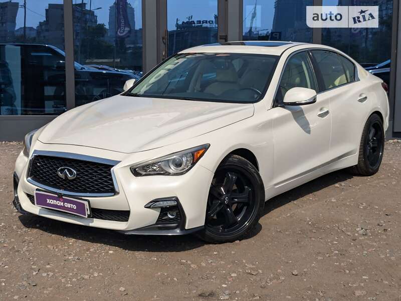Infiniti Q50 (2017)