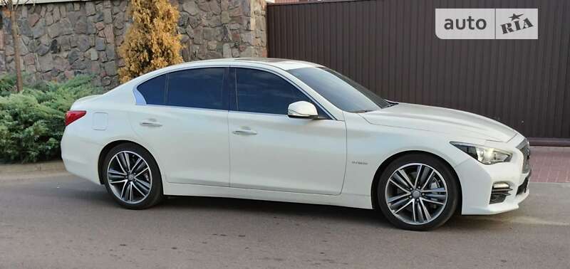 Infiniti Q50 (2017)