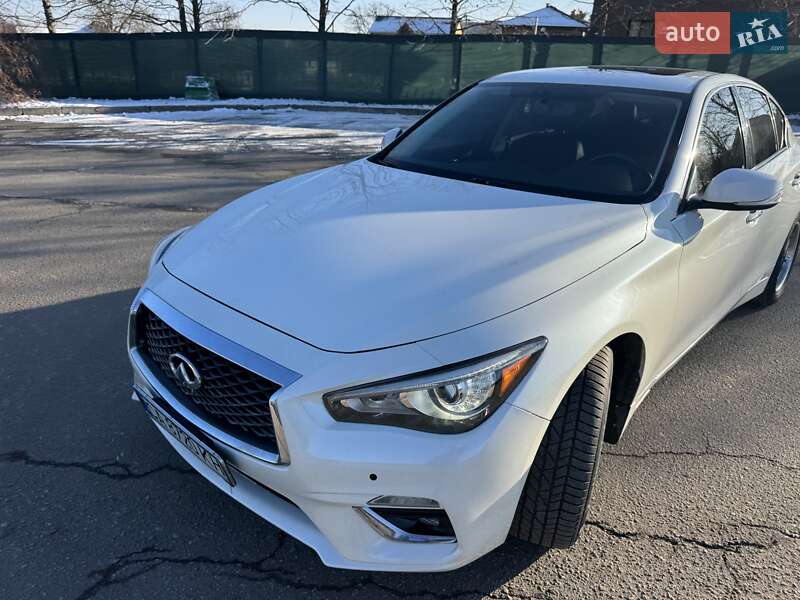 Infiniti Q50 (2017)