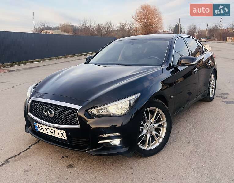 Infiniti Q50 (2015)