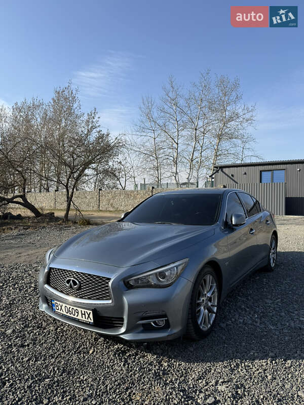 Infiniti Q50 (2014)