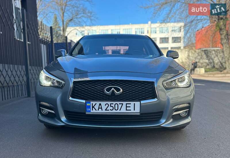 Infiniti Q50 (2016)