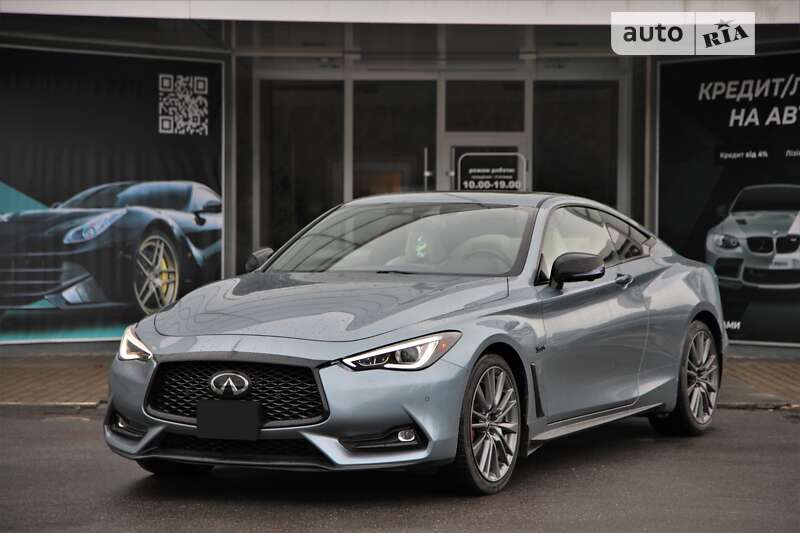 Infiniti Q60 (2017)