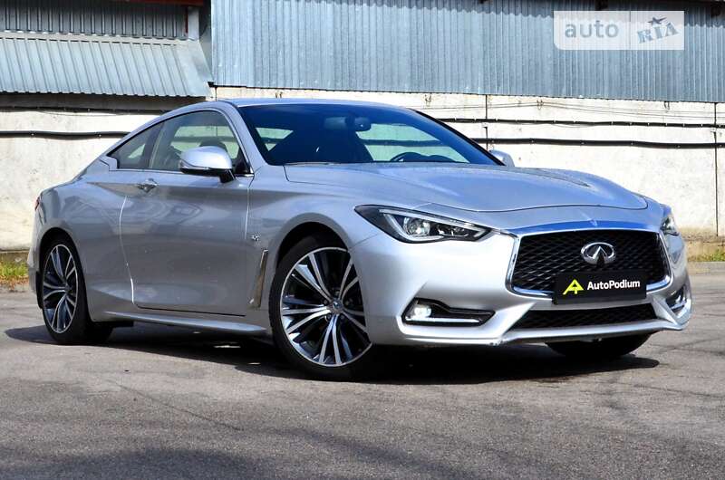 Infiniti Q60 (2017)