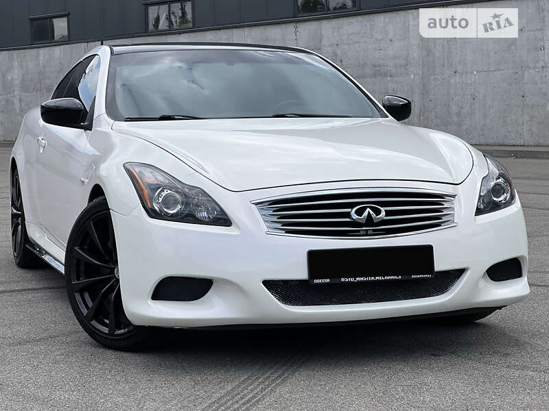 Infiniti Q60 (2013)