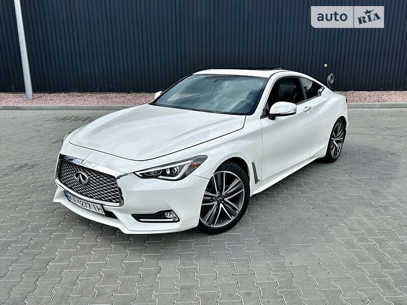 Infiniti Q60 (2016)