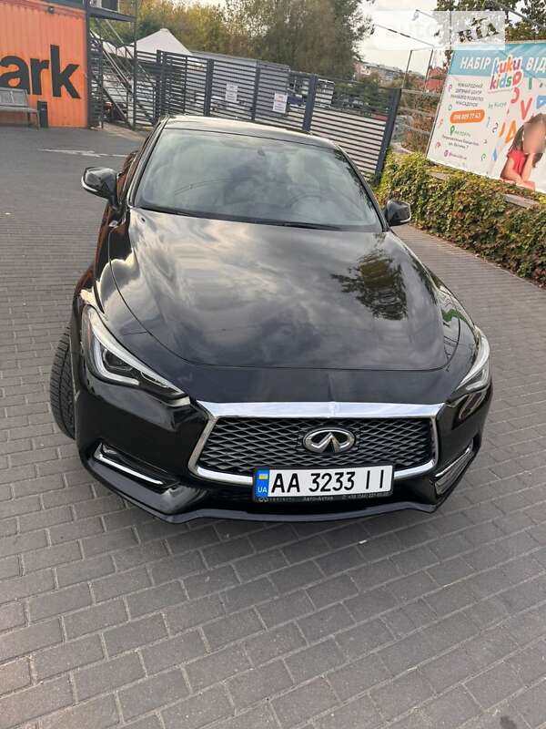 Infiniti Q60 (2016)