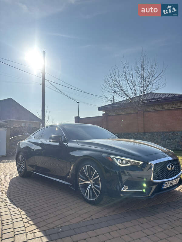 Infiniti Q60 (2018)