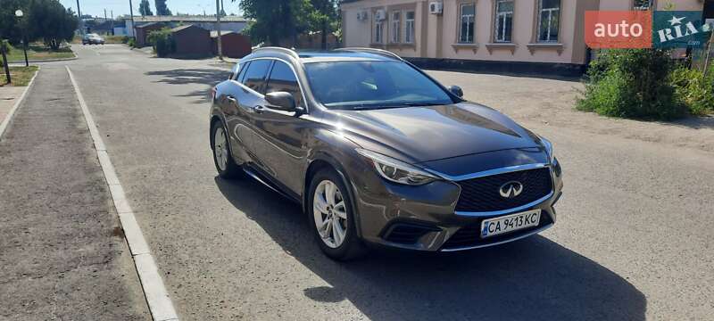 Infiniti Qx30 (2018)