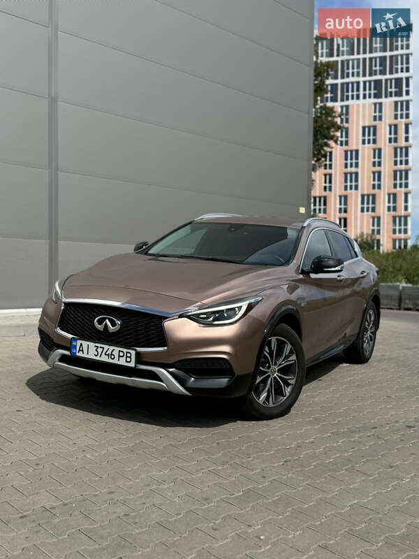 Infiniti Qx30 (2018)