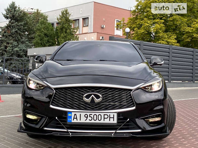 Infiniti Qx30 (2017)