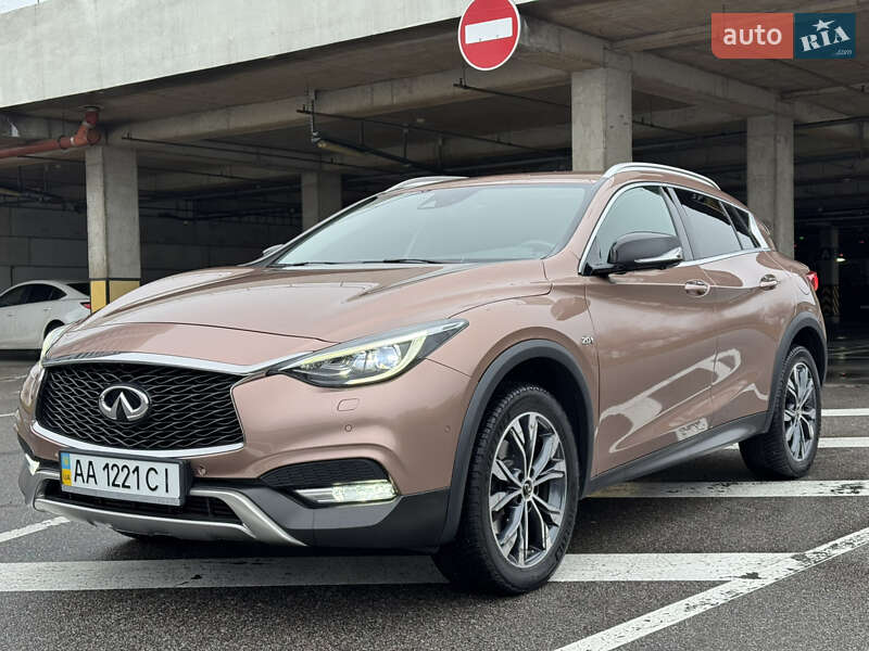 Infiniti Qx30 (2018)