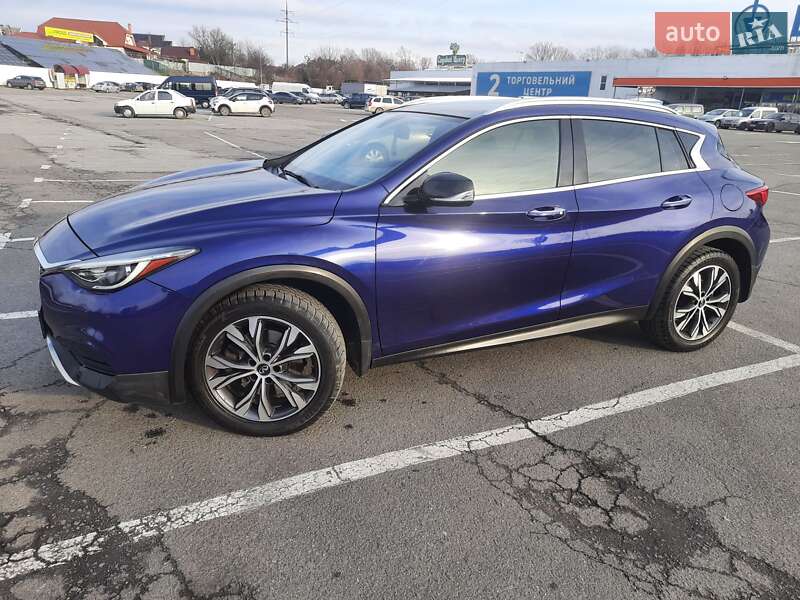 Infiniti Qx30 (2018)