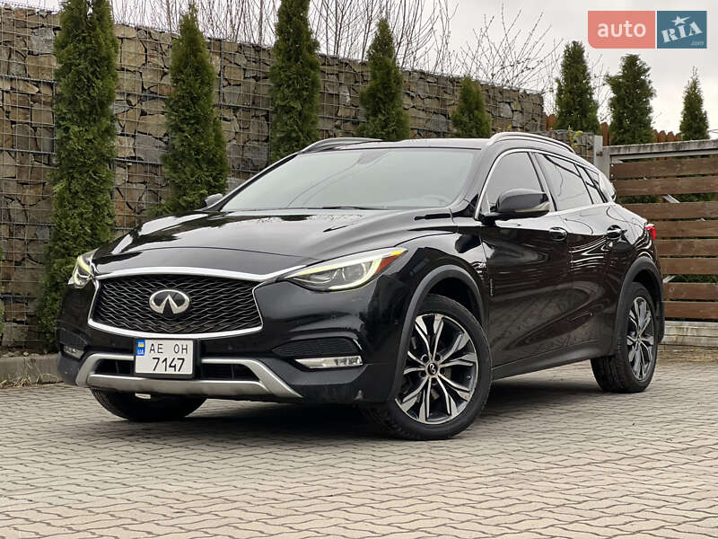 Infiniti Qx30 (2018)