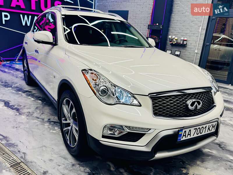 Infiniti Qx50 (2017)