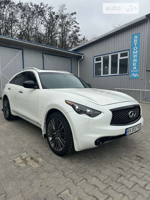 Infiniti Qx70 (2016)
