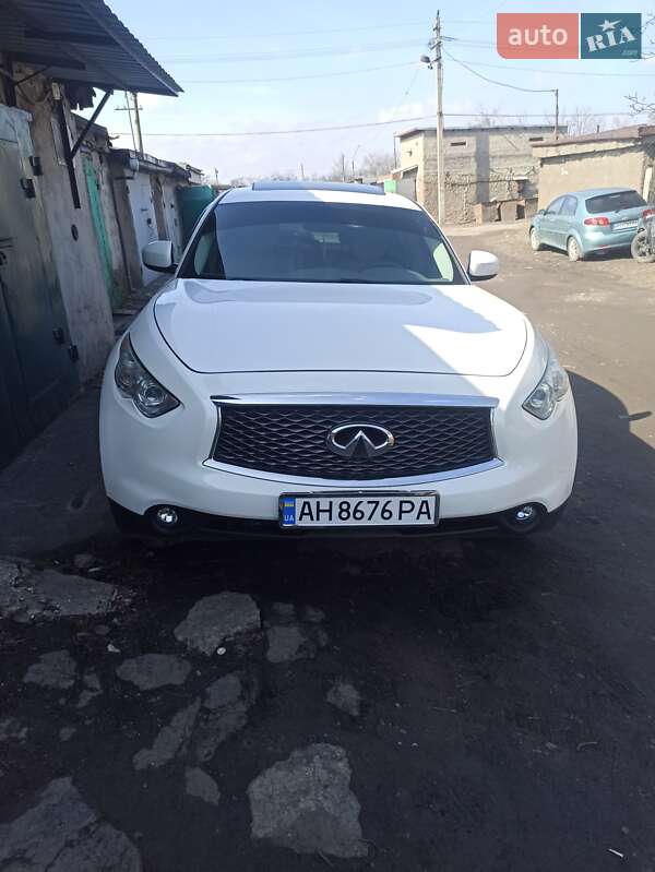 Infiniti Qx70 (2017)