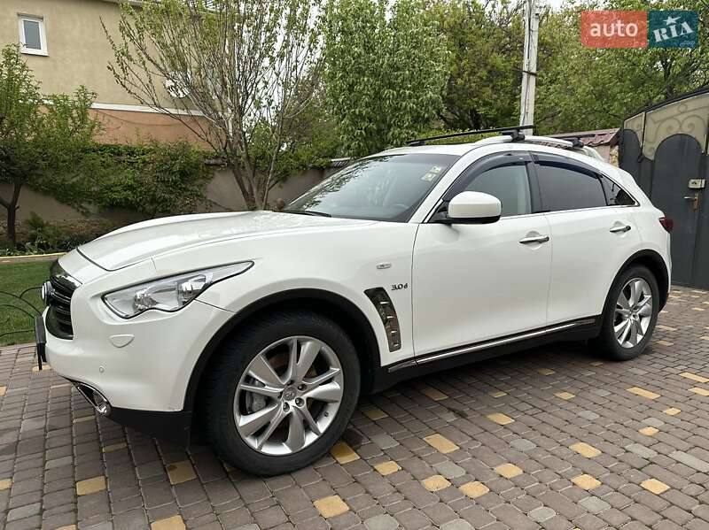 Infiniti Qx70 (2015)