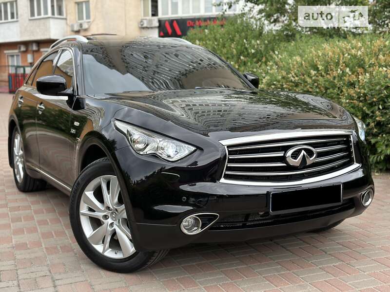 Infiniti Qx70 (2016)