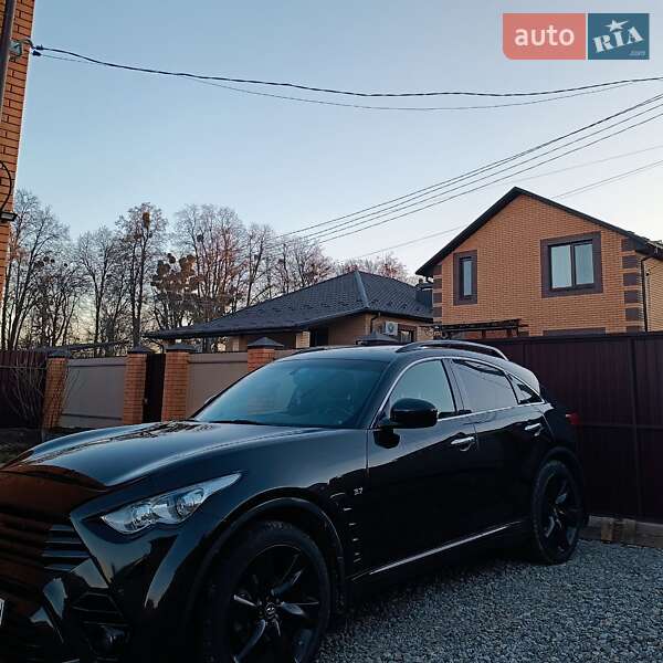 Infiniti Qx70 (2016)