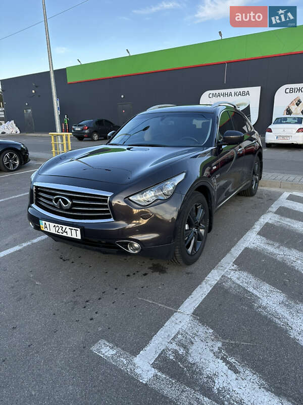 Infiniti Qx70 (2016)
