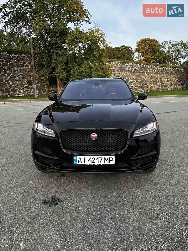 Jaguar F-pace (2016)