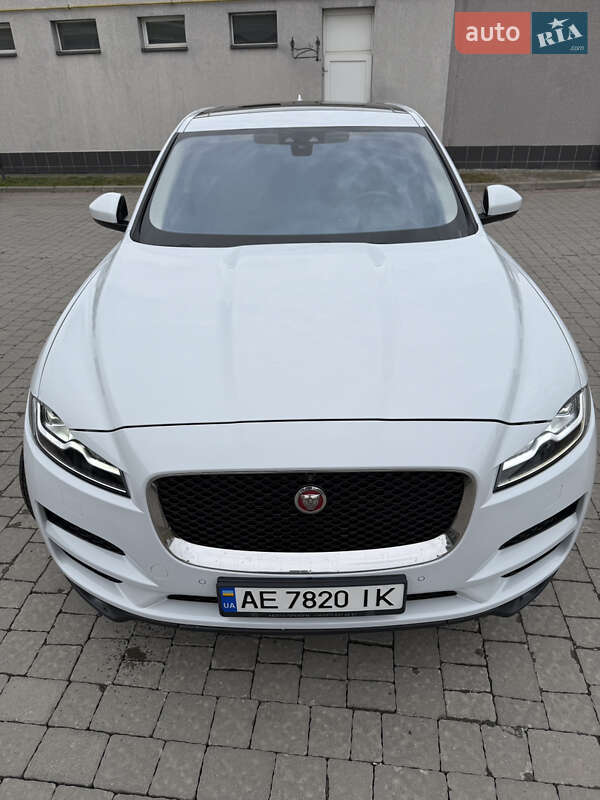 Jaguar F-pace (2016)