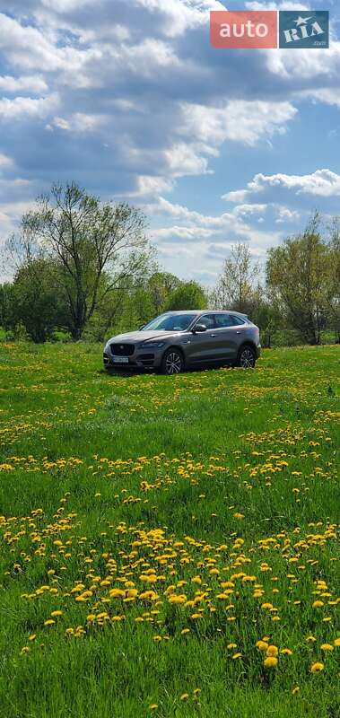 Jaguar F-pace (2016)