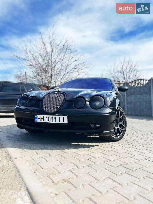 Jaguar S-type (2001)