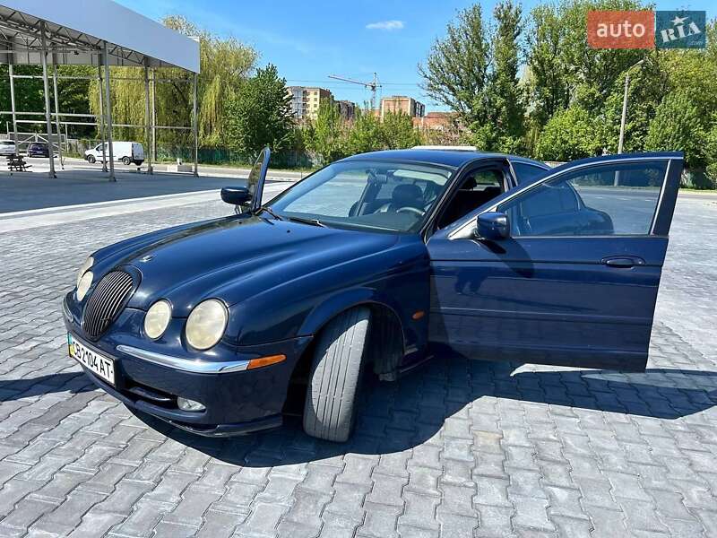 Jaguar S-type (1999)