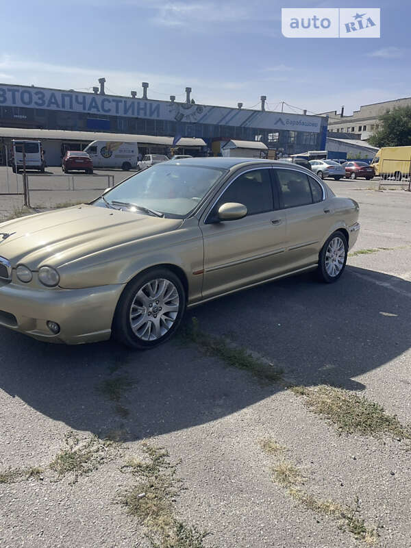 Jaguar X-type (2003)