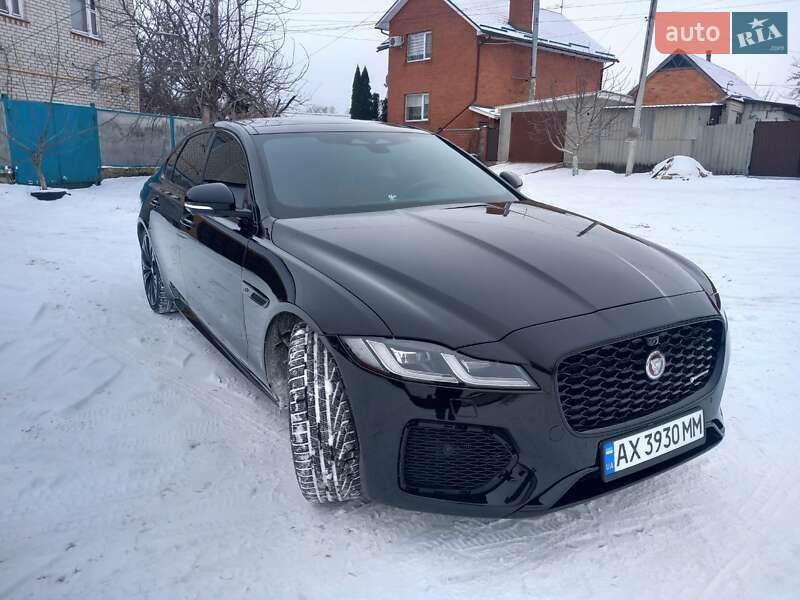 Jaguar Xf (2021)