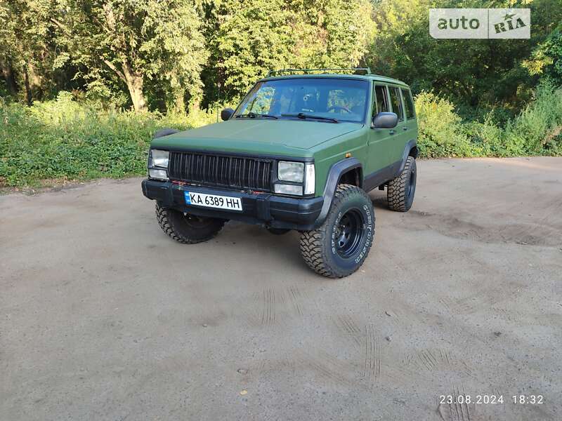 Jeep Cherokee (1987)