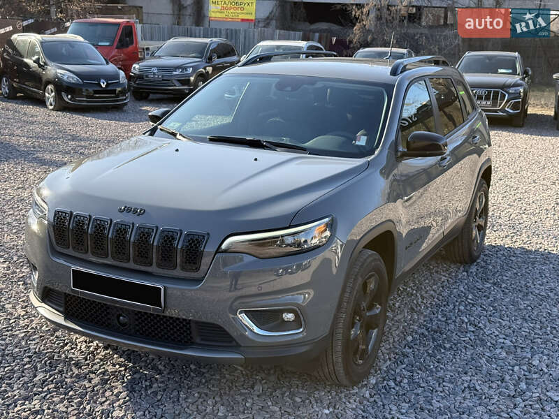 Jeep Cherokee (2022)