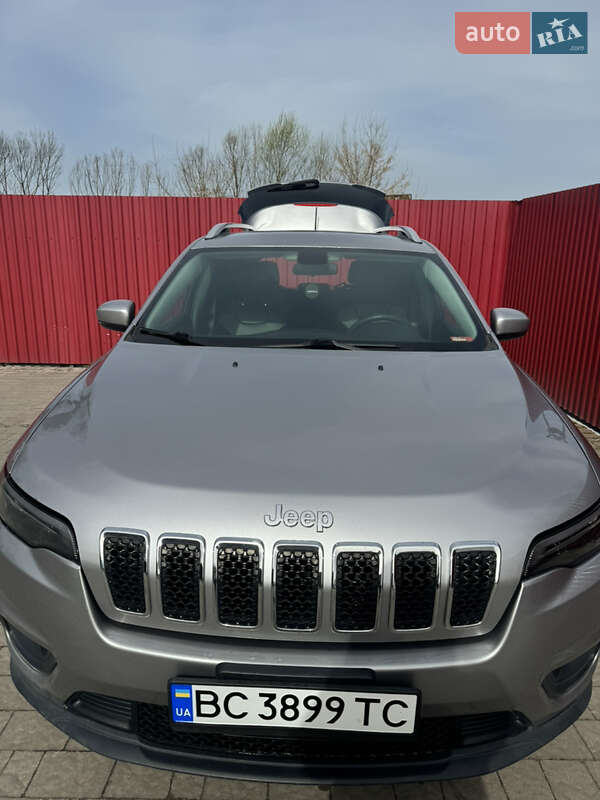 Jeep Cherokee (2019)